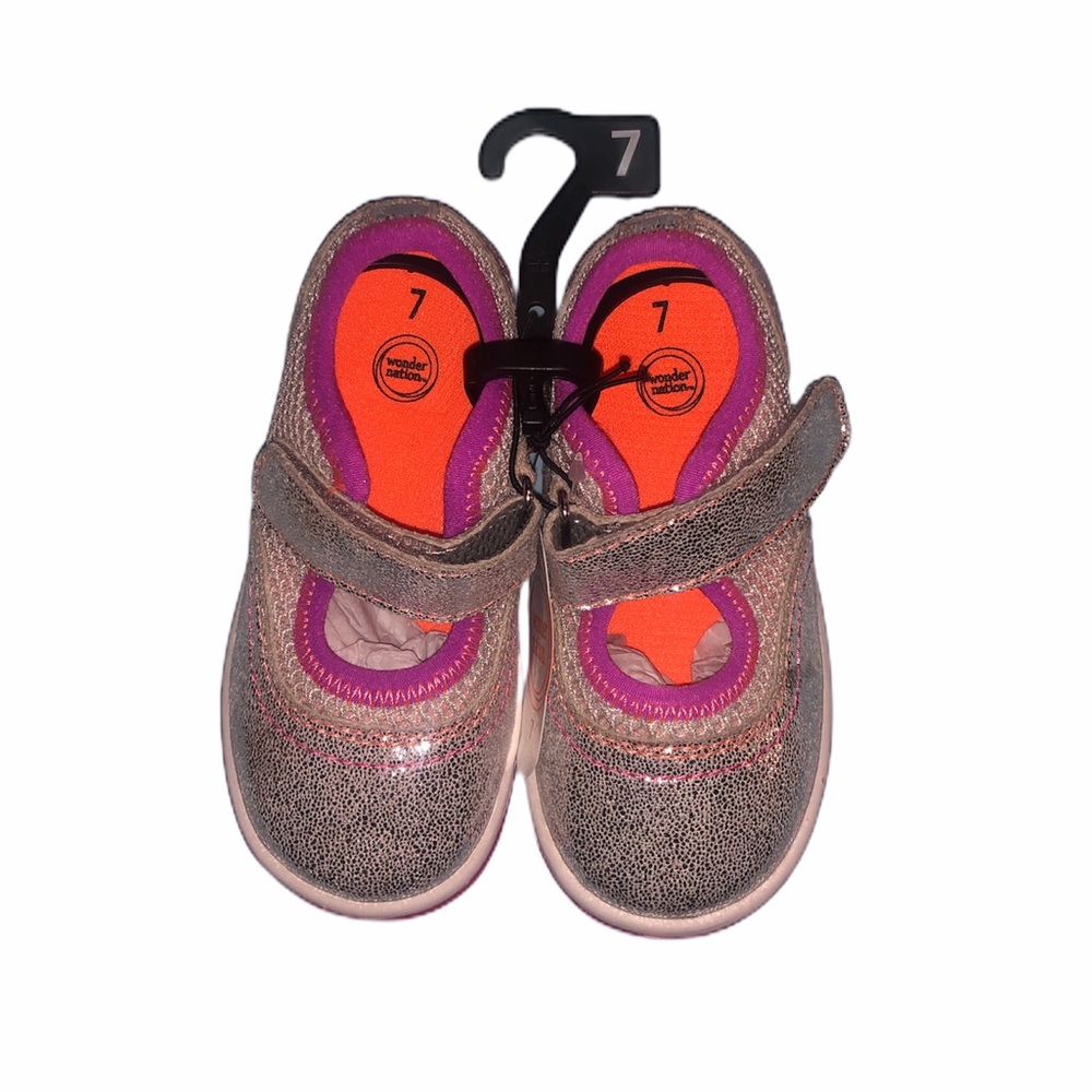 Girls mary jane style shoes